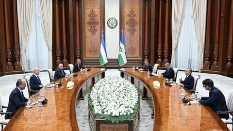 Shavkat Mirziyoyev Turkiya Buyuk millat majlisi raisi bilan uchrashuv o&lsquo;tkazdi