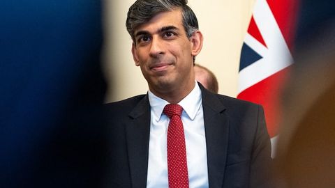 Sunak Britaniyada harbiy xizmatni joriy etishga va’da berdi  