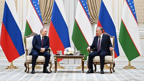 Президенты Узбекистана и России провели встречу в узком формате&nbsp;