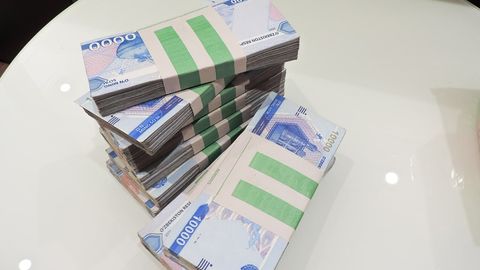 Ўзбекистонда савдо соҳасидаги корхоналар 4 ойда қанча солиқ тўлагани очиқланди 