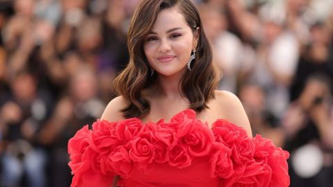 Селена Гомес бир пайтлар фарзанд асраб олмоқчи бўлгани ҳақида сўзлаб берди&nbsp;