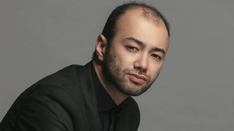 Alisher Uzoqov futbol sharhiga qaytadimi?