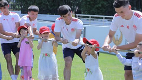Mobiuz operatori va &ldquo;Olympic Mobiuz&rdquo; futbol klubi ko&lsquo;ngillilari bolalar uchun xayriya aksiyasini o&lsquo;tkazdi