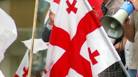 Грузия Ташқи ишлар вазирлиги Россия ҳукуматини Жанубий Осетиядан ҳарбий қисмларни олиб чиқишга чақирди