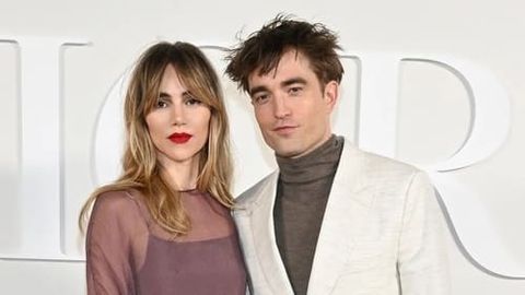 Aktyor Robert Pattinson qiz farzandli bo‘lgach, yashirincha uylandi