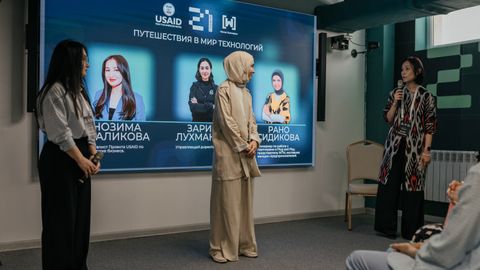 School 21 да Women Techmakers Samarkand бўлиб ўтди