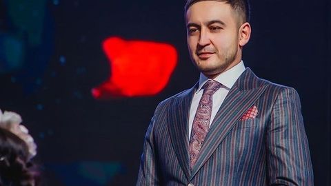 Kasalligi sabab futbolchi bo‘lolmagan, muxlisasiga uylangan va efirdan chetlashtirilgan Davron Kabulov 37 yoshda (foto)