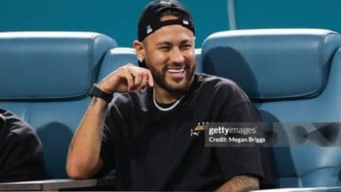Neymar kelajakda kim jahon futboli yulduziga aylanishi haqida o&lsquo;z fikri bilan o'rtoqlashdi