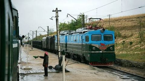 Rossiya va Shimoliy Koreya o&lsquo;rtasida yo&lsquo;lovchi poyezdlari qatnovi yo&lsquo;lga qo&lsquo;yiladi