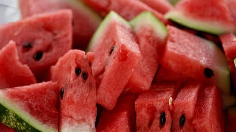 Тарвуз еб семириш мумкинми? Диетолог изоҳи&nbsp;