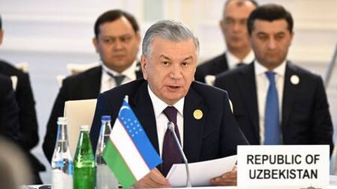&ldquo;Anjuman kun tartibiga kiritilgan Qorabog&lsquo; deklaratsiyasining imzolanishini to&lsquo;liq qo&lsquo;llab-quvvatlaymiz&rdquo; &mdash; Shavkat Mirziyoyev