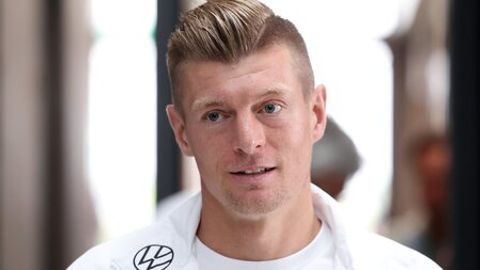 &ldquo;Жуда назоратсиз&rdquo;. Кроос Германиядаги миграция ва хавфсизлик ҳақида гапирди