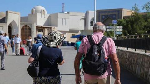 O&lsquo;zbekistonga o&lsquo;tgan 5 oyda AQSHdan kelgan turistlar soni ochiqlandi
