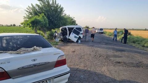 Jizzaxda sodir bo&lsquo;lgan YTH oqibatida haydovchi jarohatlandi