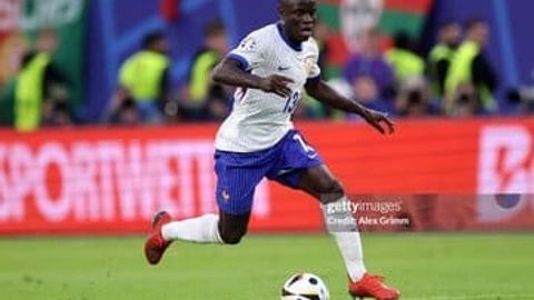 Kante Angliya klubiga qaytishi mumkin