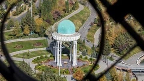 Ўзбекистонда октябрь ойининг биринчи ҳафтаси Сиёсий қатағон қурбонларини ёд этиш ҳафталиги сифатида нишонланади