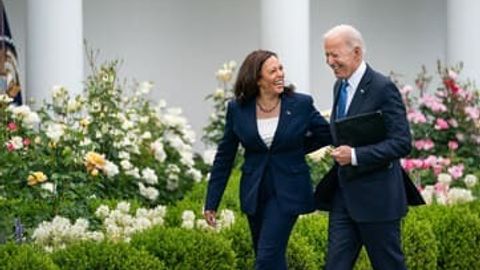 Жо Байден маслаҳатчилари Камала Ҳаррис Дональд Трампга қарши тура олмаслигини айтишмоқда &mdash; Axios
