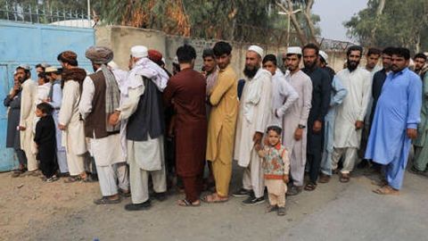 Eron va Pokistondan bir kunda 5000 dan ortiq afg&lsquo;onistonlik chiqarib yuborildi&nbsp;