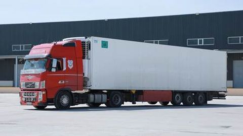 Transport vazirligi xalqaro yuk tashuvlarini amalga oshirayotganlarga murojaat qildi&nbsp;