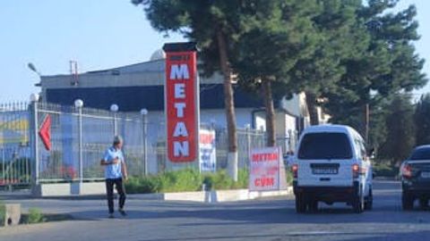 Рақобат қўмитаси заправкалардаги газ нархи бўйича эътирозлардан сўнг ўрганиш ишларини бошлади