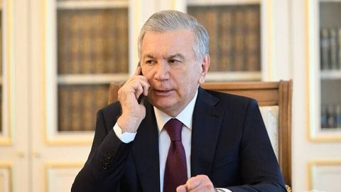Shavkat Mirziyoyev Olimpiada chempionlari Ulug&lsquo;bek Rashitov va Hasanboy Do&lsquo;smatov bilan telefon orqali muloqot qildi&nbsp;