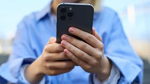&ldquo;Сени кейинги ҳафта дафн этишади&rdquo;: Исроилда аҳолига таҳдидли SMS-хабарлар юборилмоқда