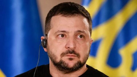 Zelenskiy Rossiya kuchlari Zaporojye AESga hujum qilganini xabar berdi (video)
