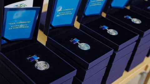 O&lsquo;zbekistonda yuzdan ortiq tadbirkorlar &ldquo;Faol tadbirkor&rdquo; ko&lsquo;krak nishoni bilan taqdirlandi