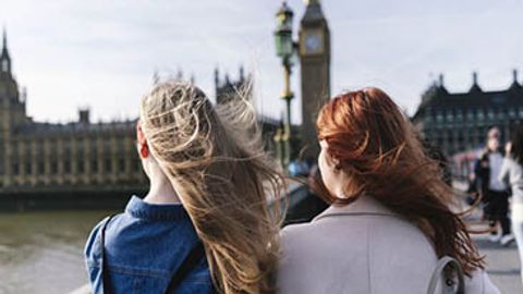 Британия ҳукумати хотин-қизларга нисбатан нафратни экстремизмга тенглаштирмоқчи&nbsp;