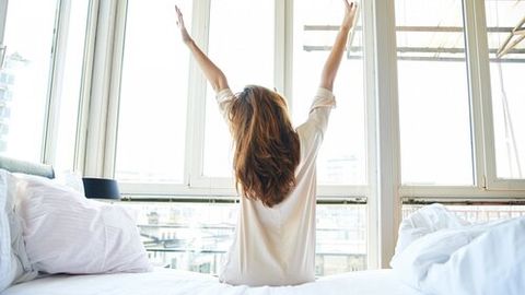 Yurak sog&lsquo;lom bo&lsquo;lishi uchun kuniga qancha uxlash kerak? Kardiolog javob beradi
