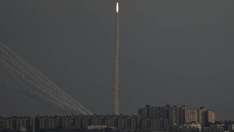 &ldquo;Hizbulloh&rdquo; Isroil hududiga 300 dan ortiq raketa uchirdi