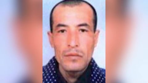 Namanganda qasddan odam o&lsquo;ldirib, yashirinib yurgan erkak qidirilmoqda&nbsp;