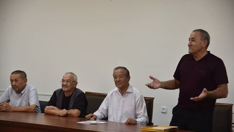 “Танлов ғолиби — ҳакамнинг ўзи”. Қашқадарёда журналистлар уюшмаси ташкил қилган танловда ғалати ҳолат рўй берди 