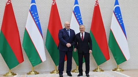 Shavkat Mirziyoyev va Aleksandr Lukashenko telefon orqali muloqot qildi