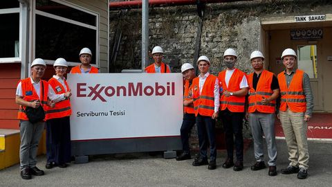 1Lubricants &mdash;&nbsp;Mobilʼнинг расмий дистрибютори мижозлар учун Туркиядаги ExxonMobil заводига экскурсия уюштирди