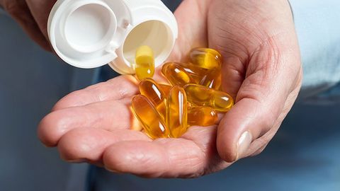 Hammaga ham mumkin emas: omega-3 ni kimlar ehtiyotkorlik bilan qabul qilishi kerak?&nbsp;