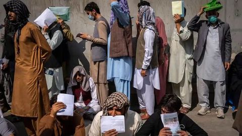 Eron afg&lsquo;onistonlik noqonuniy muhojirlarni deportatsiya qilmoqchi&nbsp;