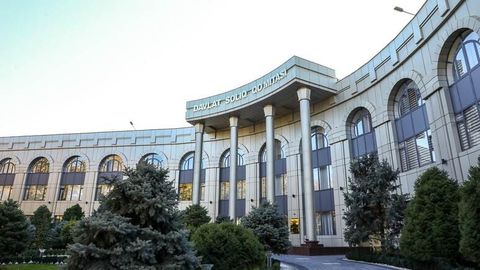 &ldquo;To&lsquo;lovni qarzga yozdirib, davlat xizmatchisi odob-axloq qoidalariga zid ish qilgan&rdquo;. Soliq qo&lsquo;mitasi Ko&lsquo;kdaladagi xodimlari aybini tan oldi