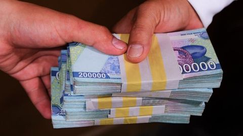 Тошкентда фуқароларга фоизга пул бериб, уй-жойига эга чиққан яна уч киши қамоққа олинди