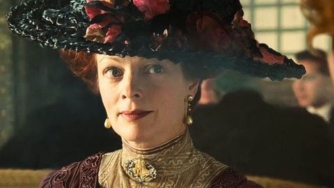 &ldquo;Титаник&rdquo;да Розанинг онаси ролини ижро этган актриса ҳозир қандай кўринишда? (фото)