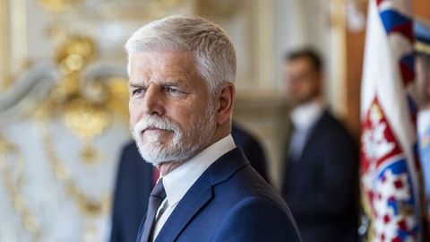 “Уруш оқибатида Украина ҳудудларини йўқотади” — Чехия президенти