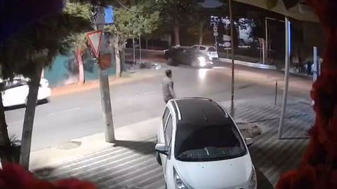 Toshkentda Lacetti va Malibu to‘qnashuvi oqibatida uch kishi jarohatlandi (video) 