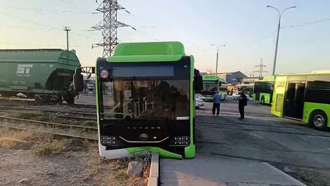 Toshkentda ikkita Yutong avtobusi to&lsquo;qnashdi