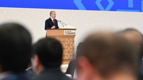 “Марказий Осиёда сув ресурслари тақчиллиги муаммолари ўткир тус оляпти” — Шавкат Мирзиёев