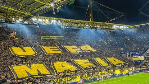 &ldquo;Borussiya&rdquo; muxlislari Chempionlar Ligasining yangi tartibiga norozilik bildiruvchi bannerni namoyish qildi