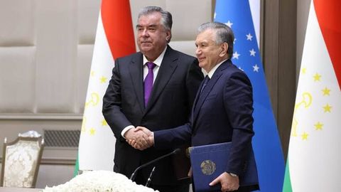 Shavkat Mirziyoyev Tojikiston prezidentini tug&rsquo;ilgan kuni bilan tabrikladi