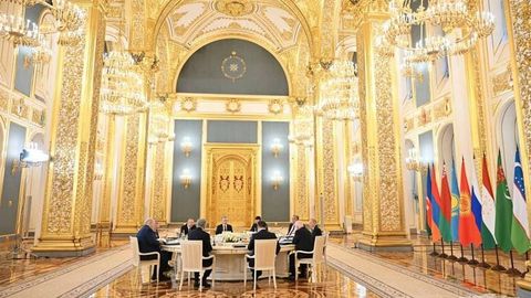 Президент Узбекистана Шавкат Мирзиёев принял участие в заседании Совета глав государств СНГ
