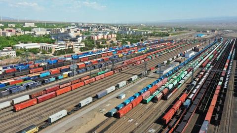 Kazakhstan imposes extended ban on container trains to China amidst border congestion crisis&nbsp;