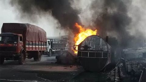 Nigeriyada benzovoz portlab, 147 kishi halok bo&lsquo;ldi (video)