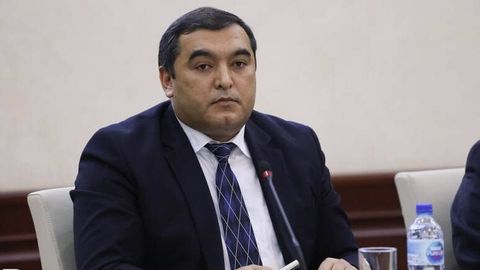 “Банклардаги давлат улушини 40 фоизгача камайтирамиз” — Марказий банк раиси ўринбосари Беҳзод Ҳамраев